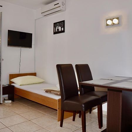 Apartments Victoria Trogir Eksteriør billede