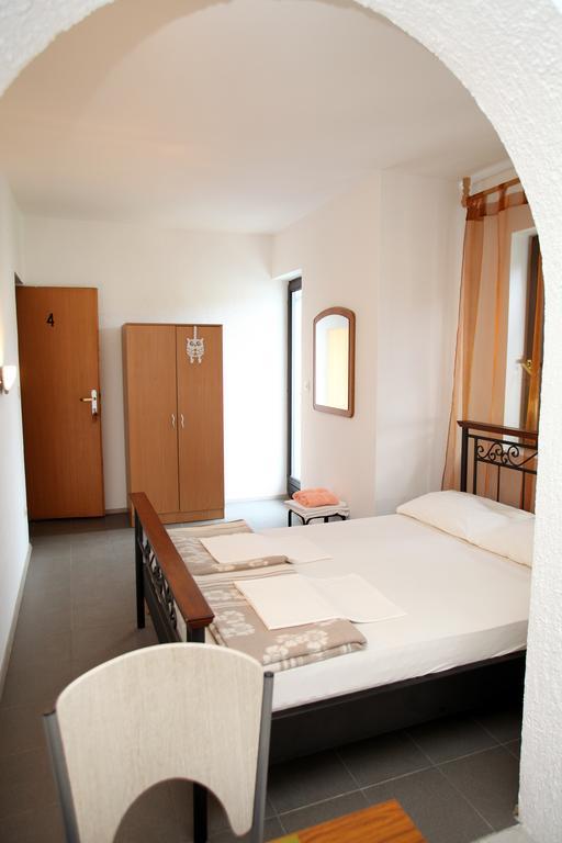 Apartments Victoria Trogir Eksteriør billede